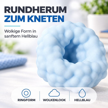 Runde Ringform des hellblauen Knetballs im Detail