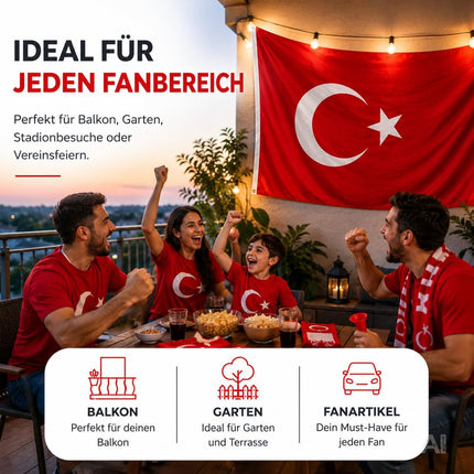 Türkische Flagge mit weißem Halbmond und Stern auf rotem Grund – bei einer gemeinsamen Fußballübertragung