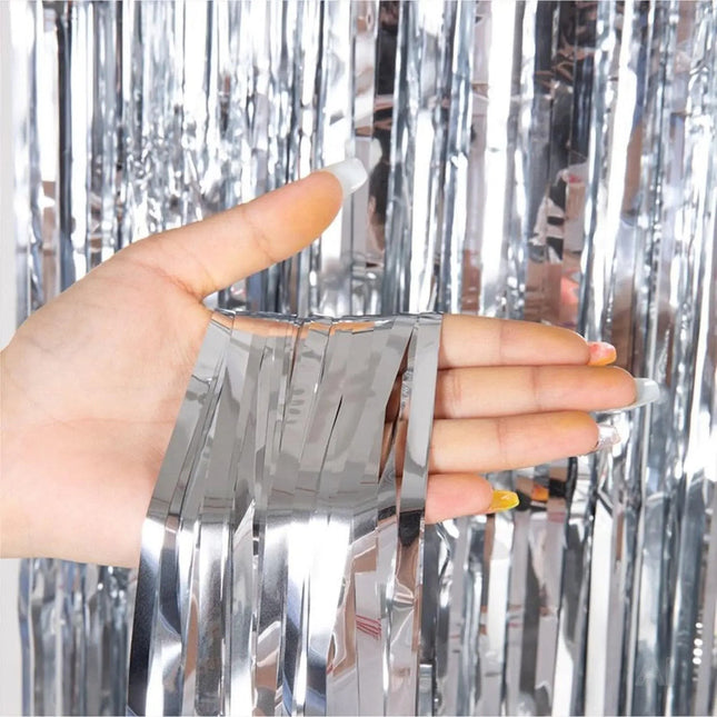 Lametta Vorhang silber - 200 x 100 cm - Glitzervorhang für Türrahmen als Dekoration, Party, Hochzeit, Deko Geburtstag für Kinder & Erwachsene (Silber)