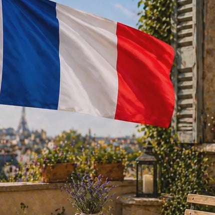Frankreich Flagge 90x150 cm – EM 2028 Europameisterschaft Fahne Fanartikel aus strapazierfähigem Polyester mit Metallösen