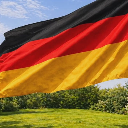 Deutschland-Flagge XXL 450x190 cm – EXTRA Große EM 2028 Fahne Fanartikel mit Metallösen Europameisterschaft